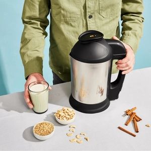 Almond Cow Plant Based Milk Maker